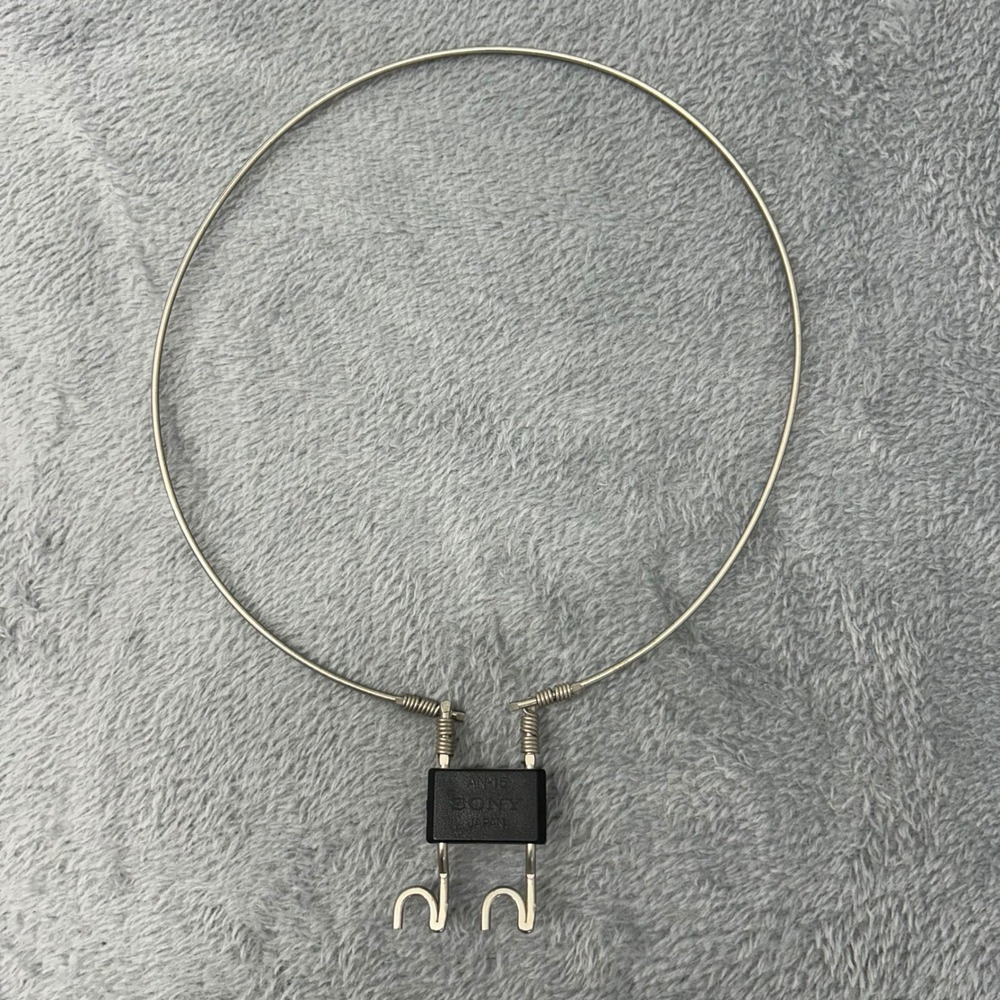 Vintage Sony AN-15 UHF Loop TV Antenna 300 Ohm Terminals Japan